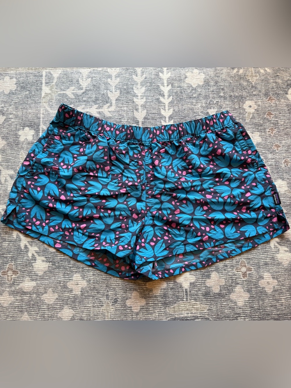 Patagonia Barely Baggies Shorts Women’s